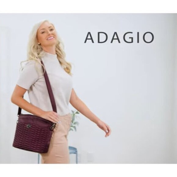 LUG Adagio Crossbody / Shoulder Bag with Bubble Quilting - Midnight Black - Picture 8 of 15